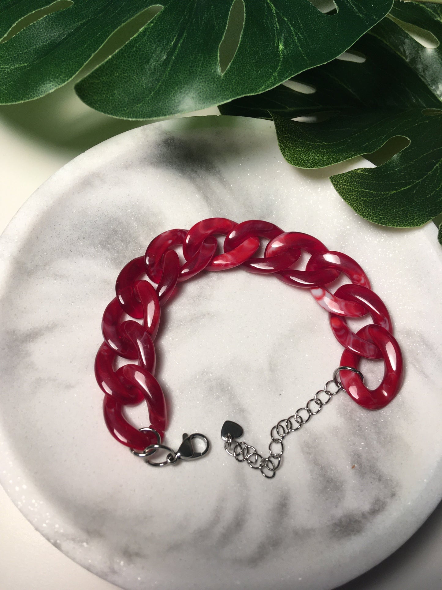 Rouge Marbré | Bracelet en acrylique