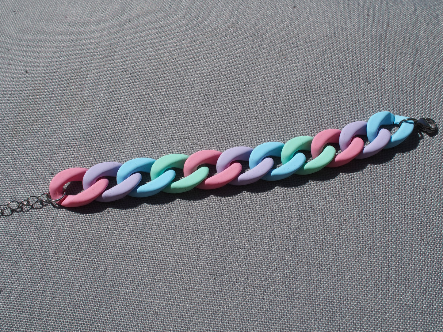 Couleur multiple | Bracelet en acrylique